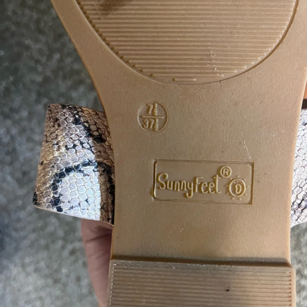 Sunnyfeet sandals - Picture 2 of 2